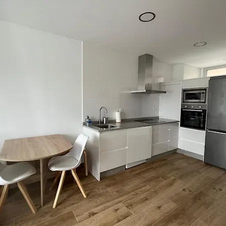 Paseo Maritimo Камелье