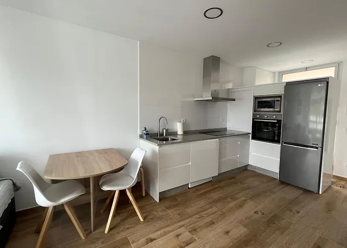 Paseo Maritimo Camelle